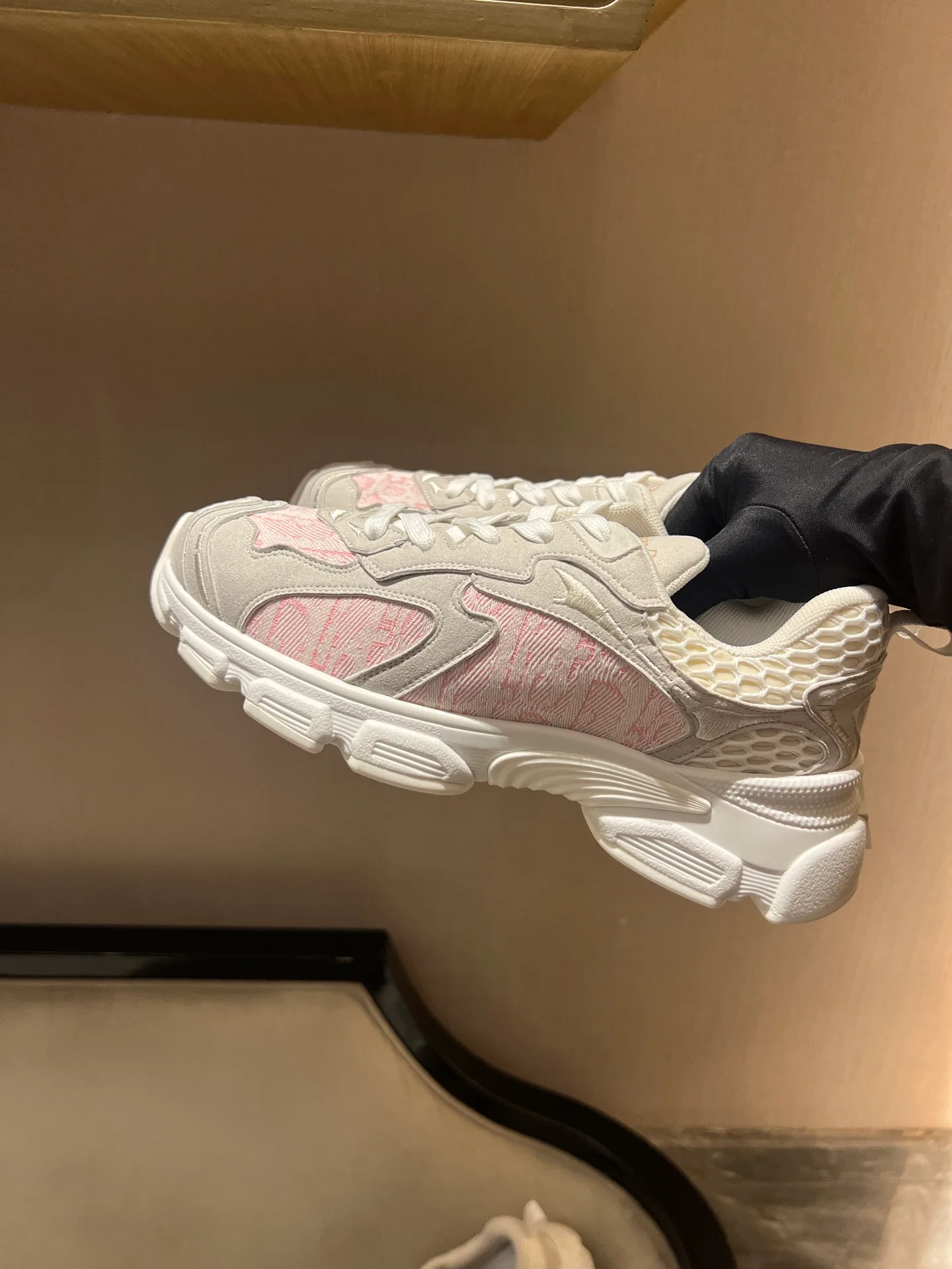 Women's Sneakers CHRISTIAN DIOR 18020282
