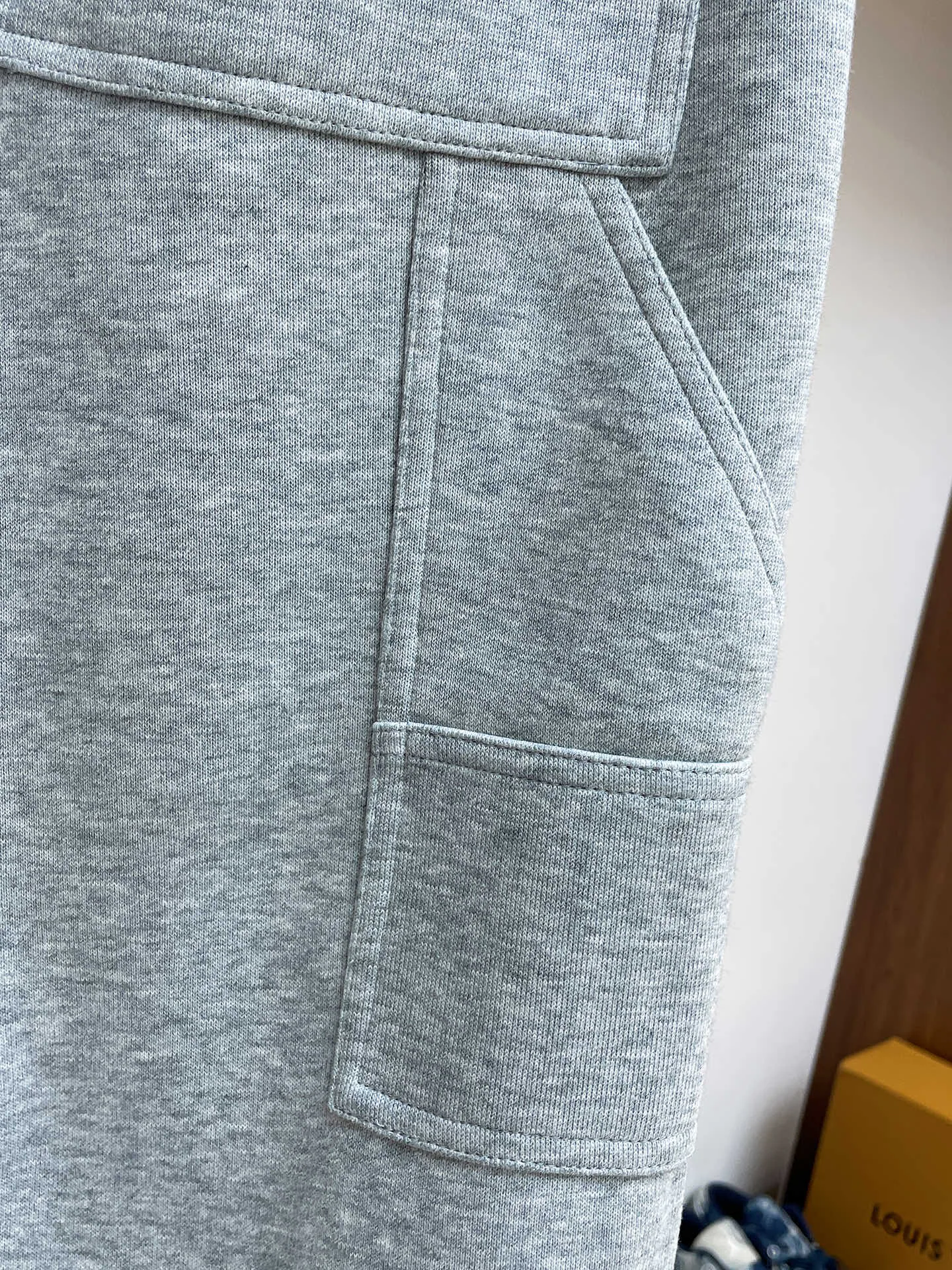 Men's Trousers PRADA 18499565