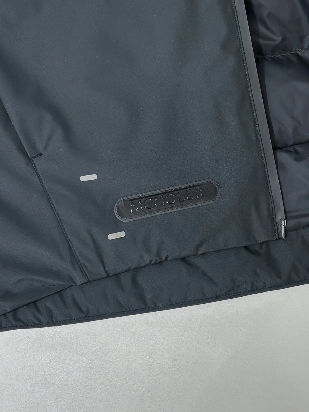 Куртки И Пуховики Мужские Moncler 18596633