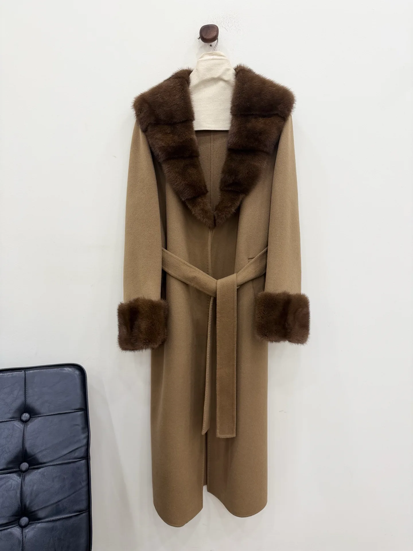 Women's Coats LORO PIANA 18326258