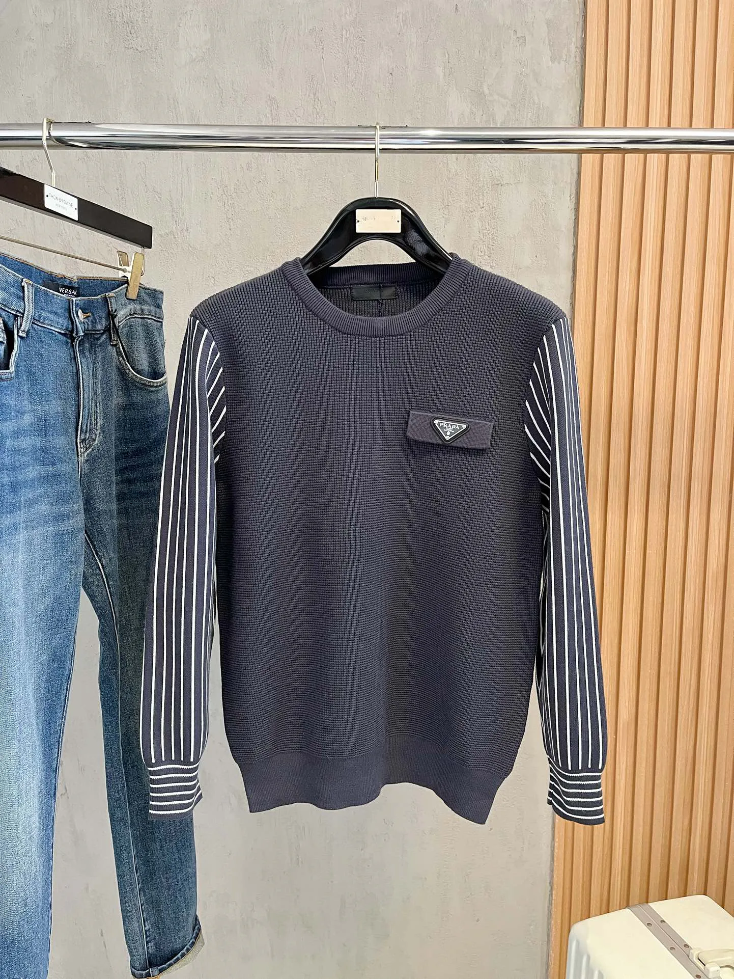 Men's Jumpers And Sweaters PRADA 18098145