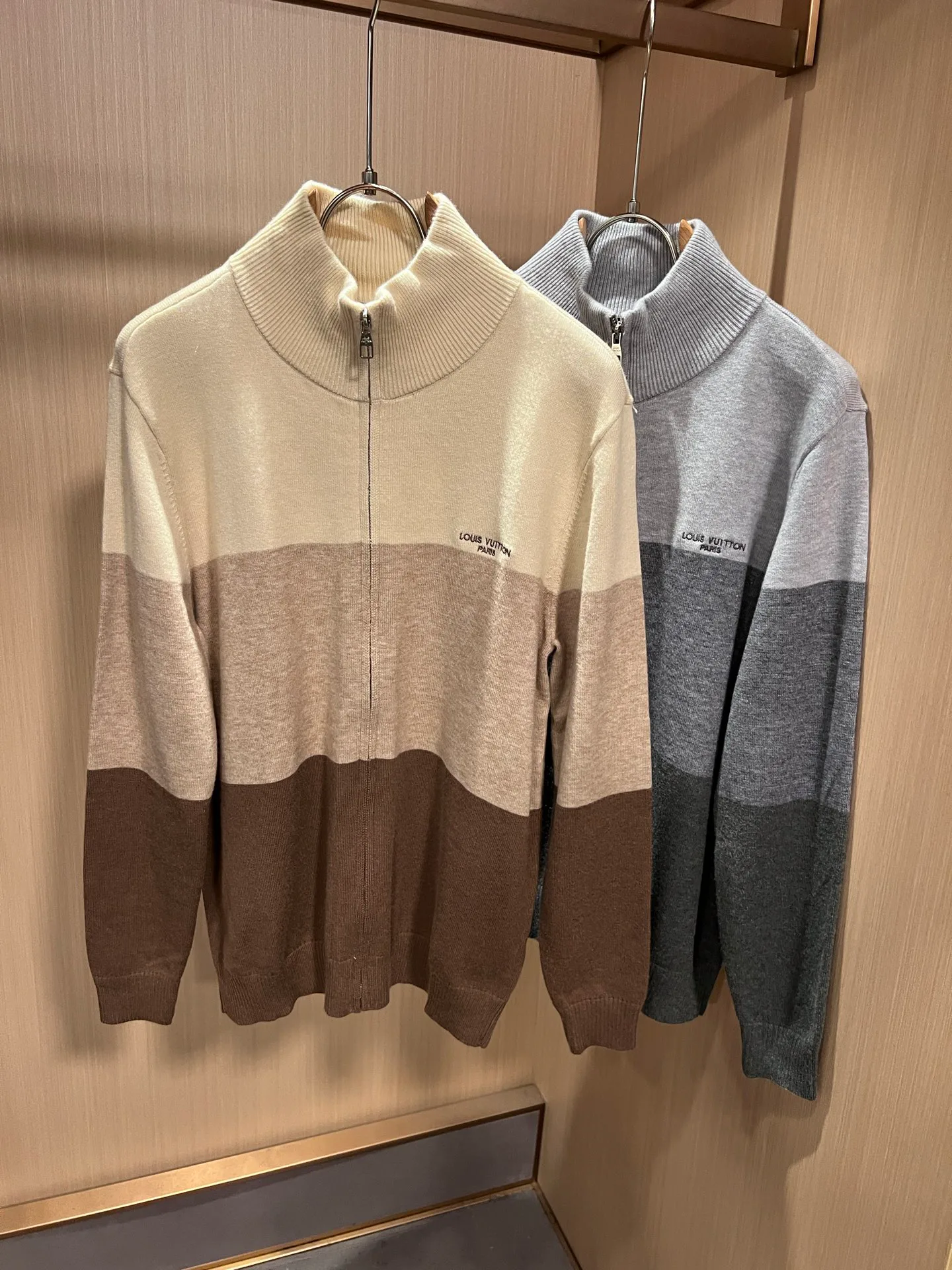 Men's Jumpers And Sweaters LOUIS VUITTON 18243920