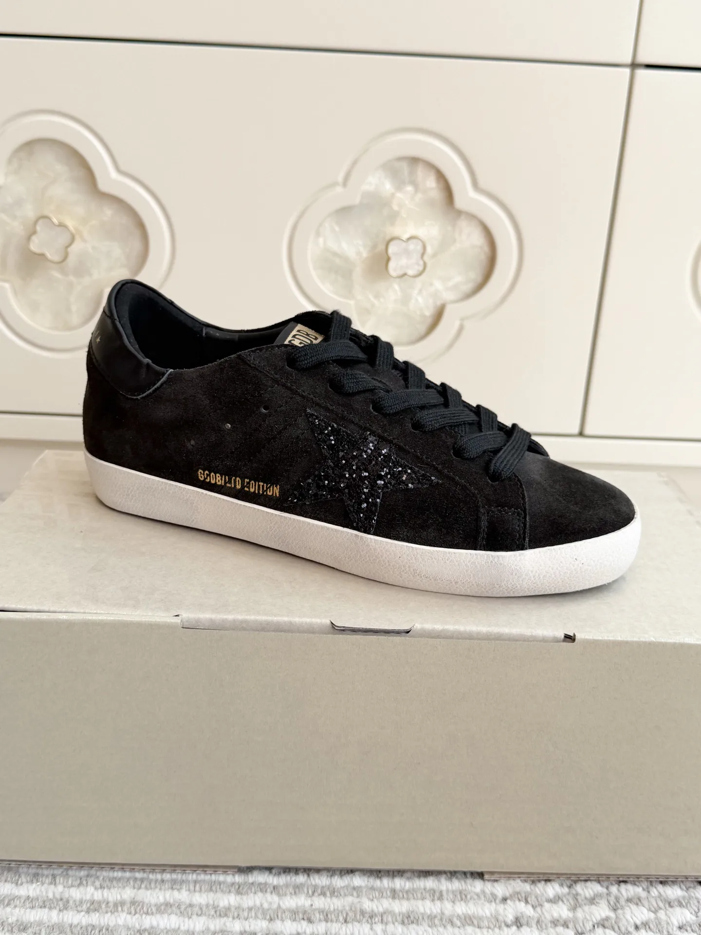Women's Sneakers GOLDEN GOOSE 18360501