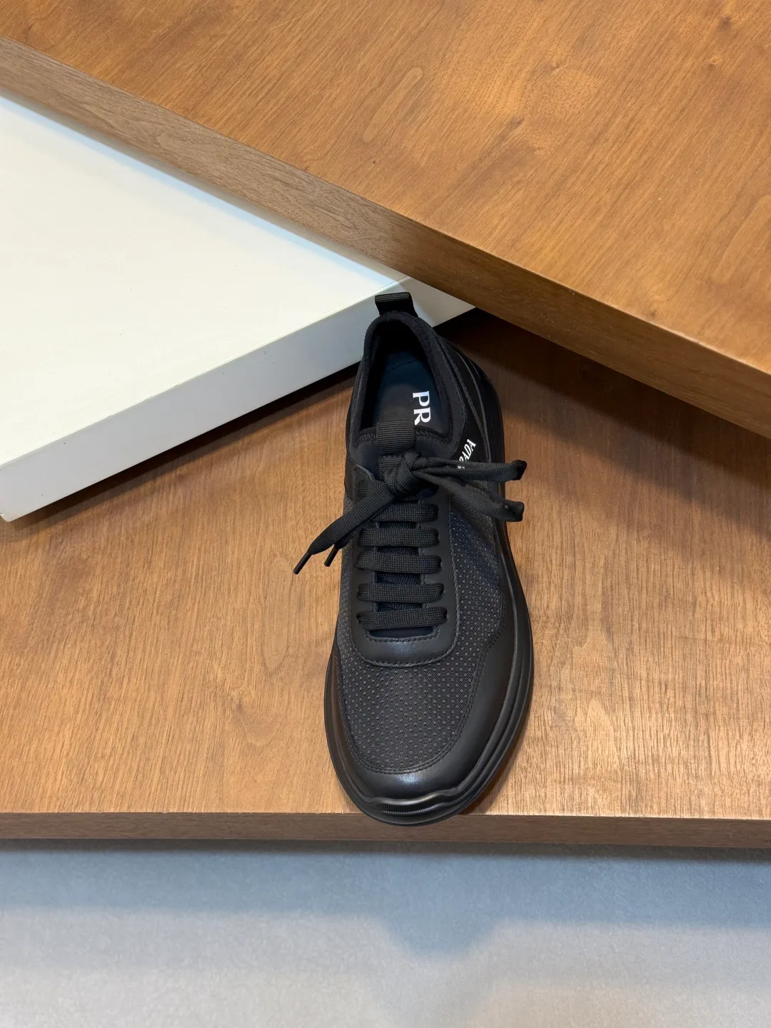 Men's Sneakers PRADA 17809326