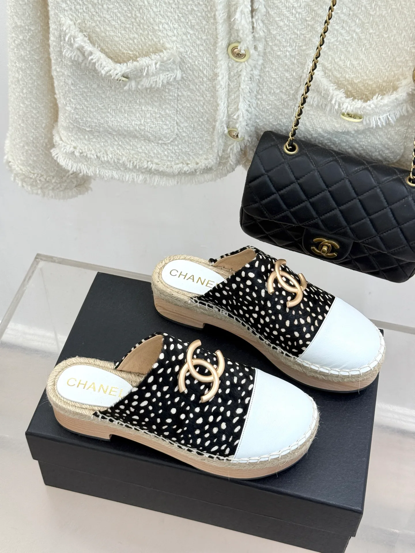 Women's Mules And Clogs CHANEL 17813173
