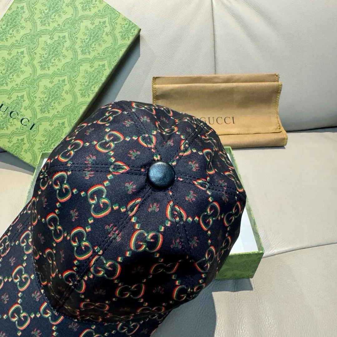 Hats GUCCI 17515254
