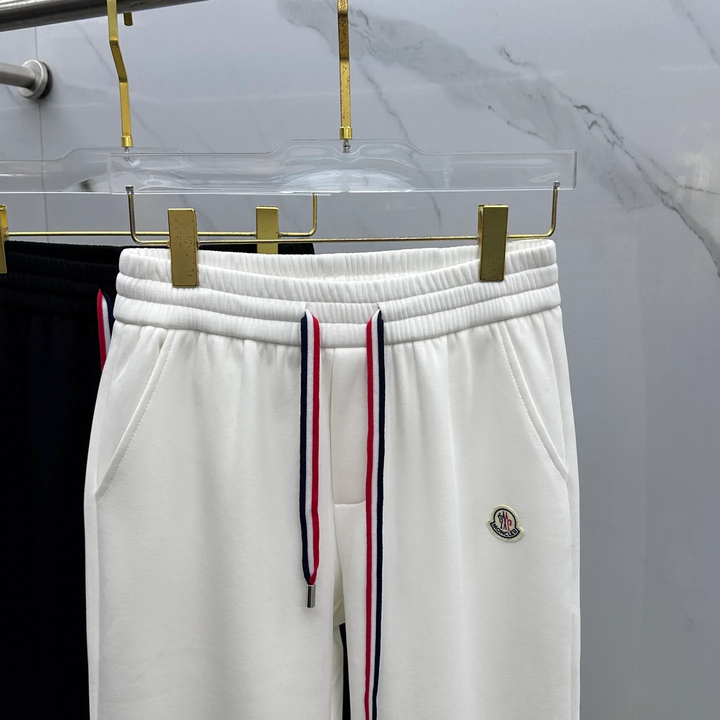 Men's Trousers MONCLER 18246680