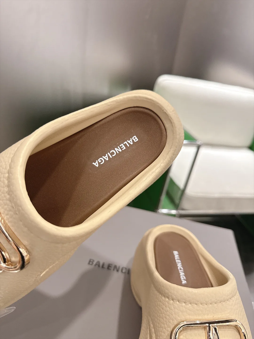 Women's Flip-Flops BALENCIAGA 18011699