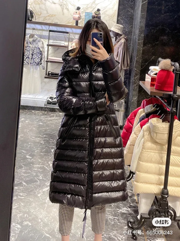 Women's Jackets And Down Jackets MONCLER 18184454