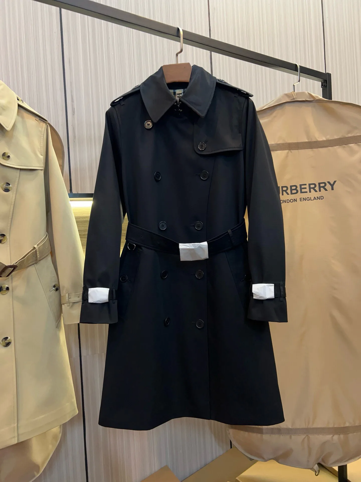 Women's Trench Coats BURBERRY 18145402