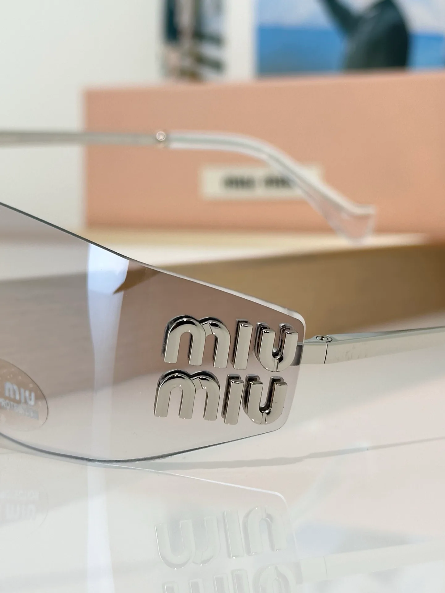 Glasses MIU MIU 18095019