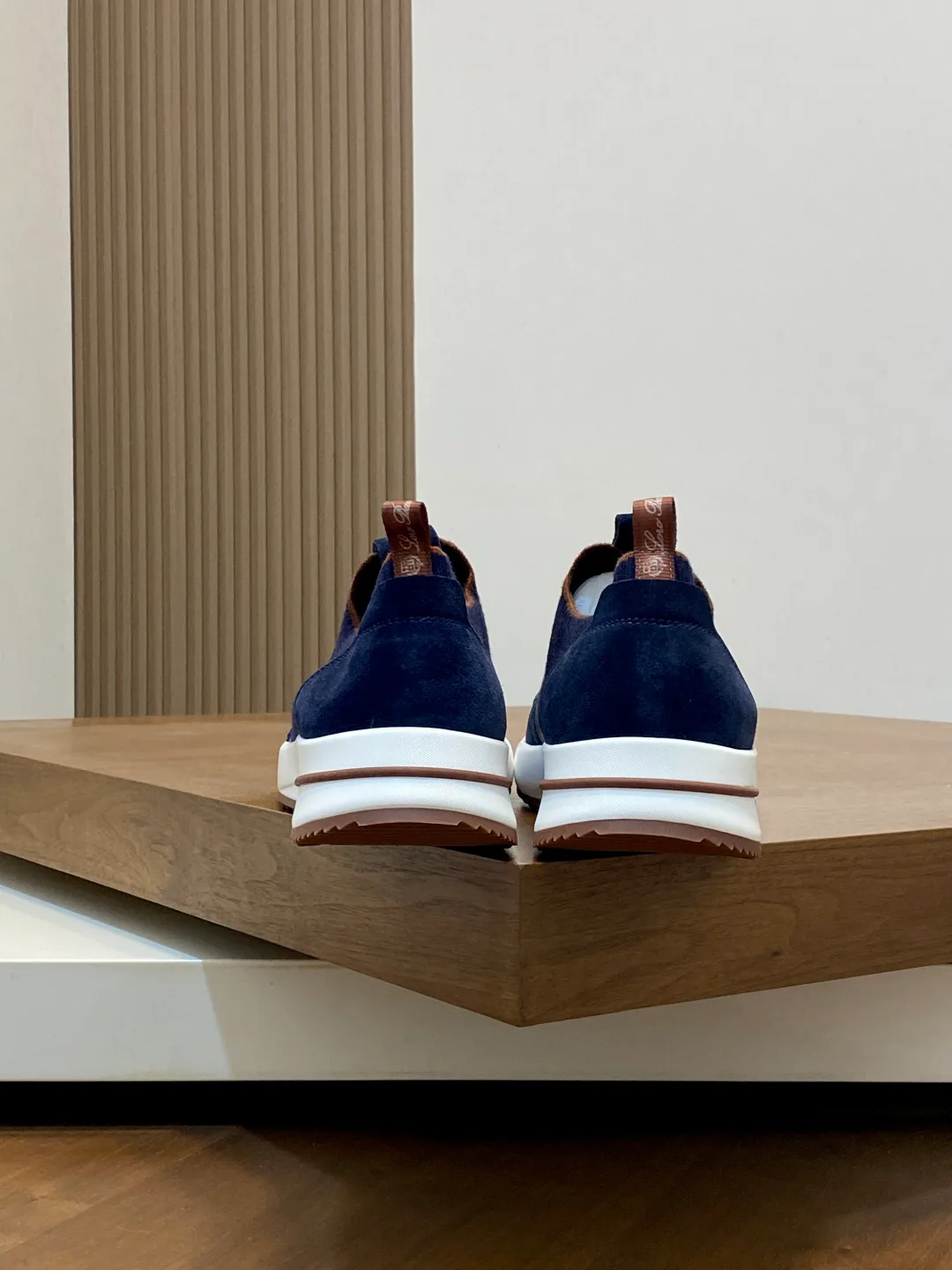 Men's Sneakers LORO PIANA 18100252