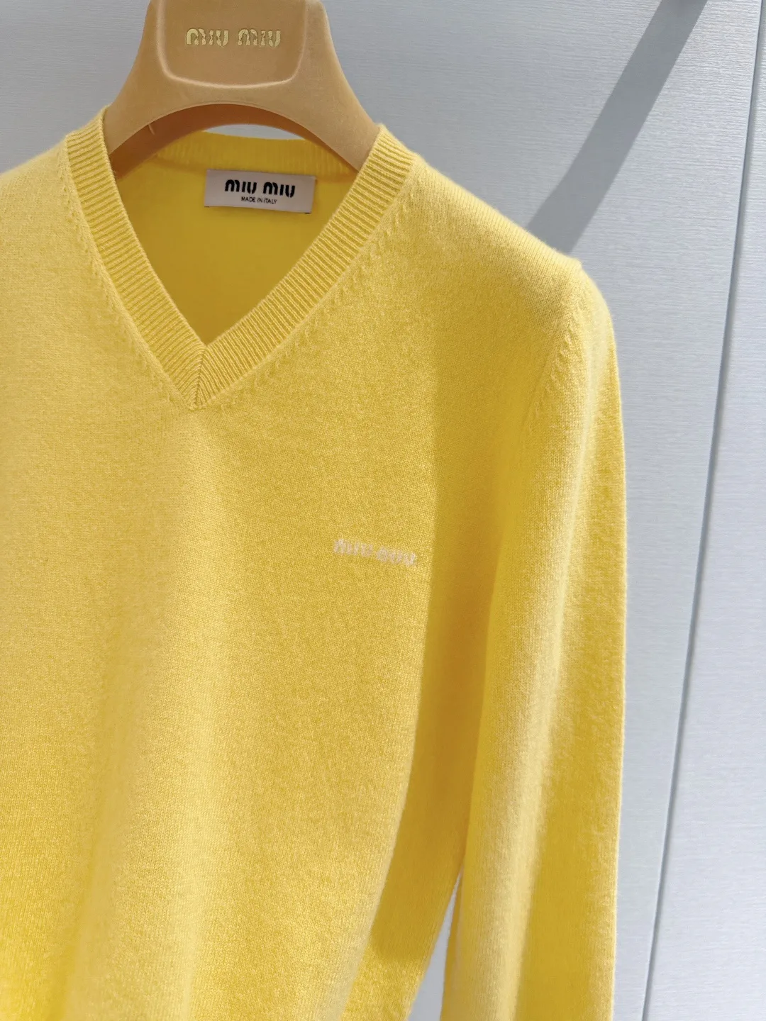 Women's Jumpers And Sweaters MIU MIU 18050367