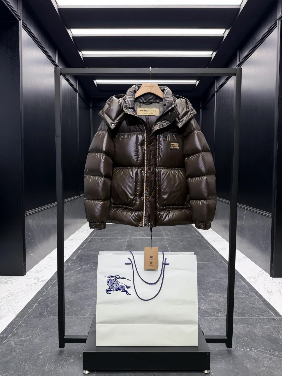 Men's Jackets And Down Jackets BURBERRY 17876505