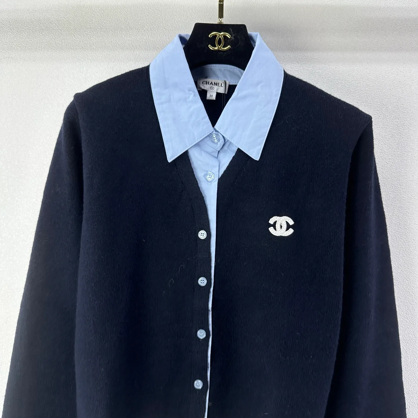 Women's Jumpers And Sweaters CHANEL 18363052