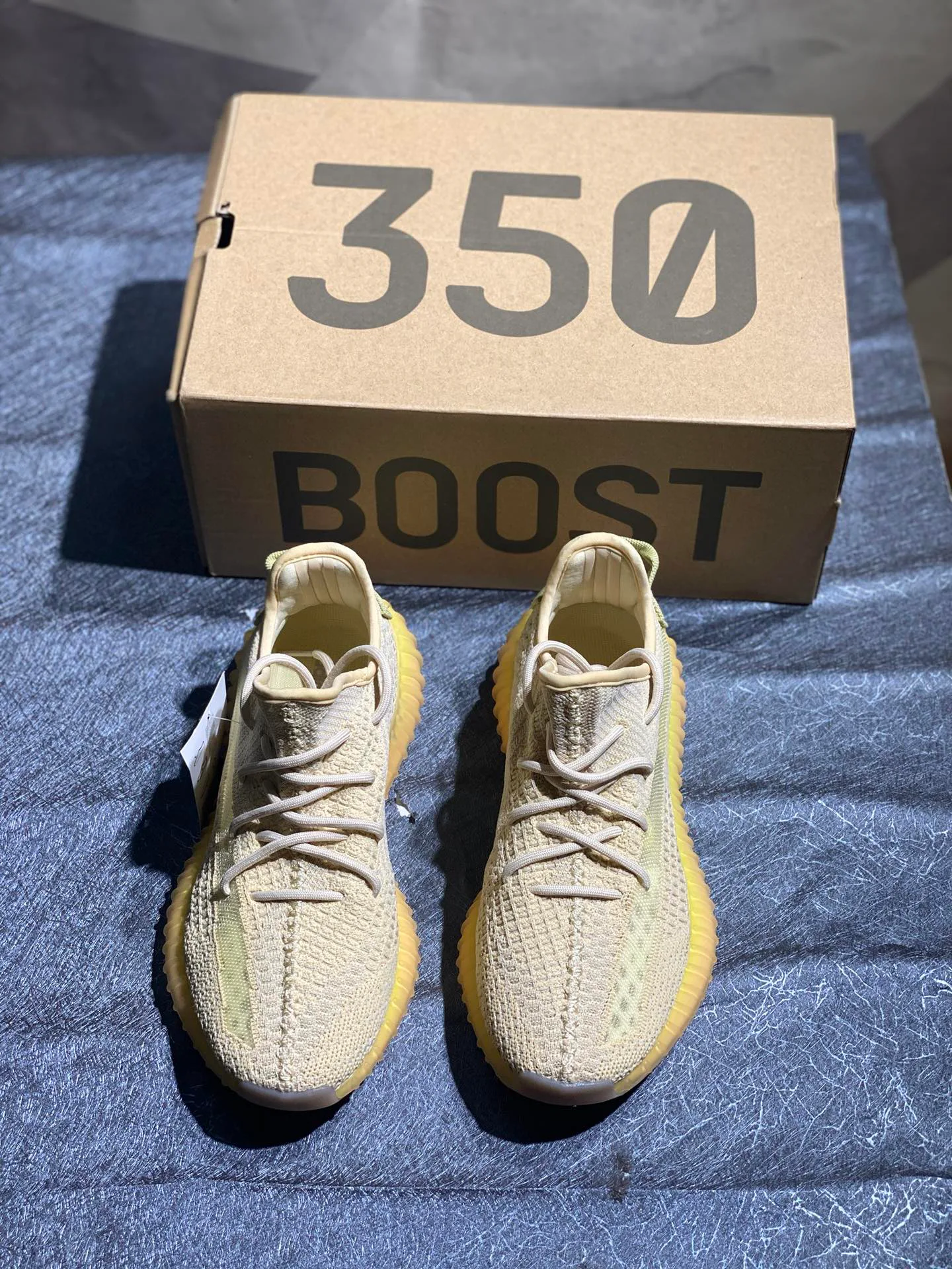 Men's Sneakers YEEZY 17326247