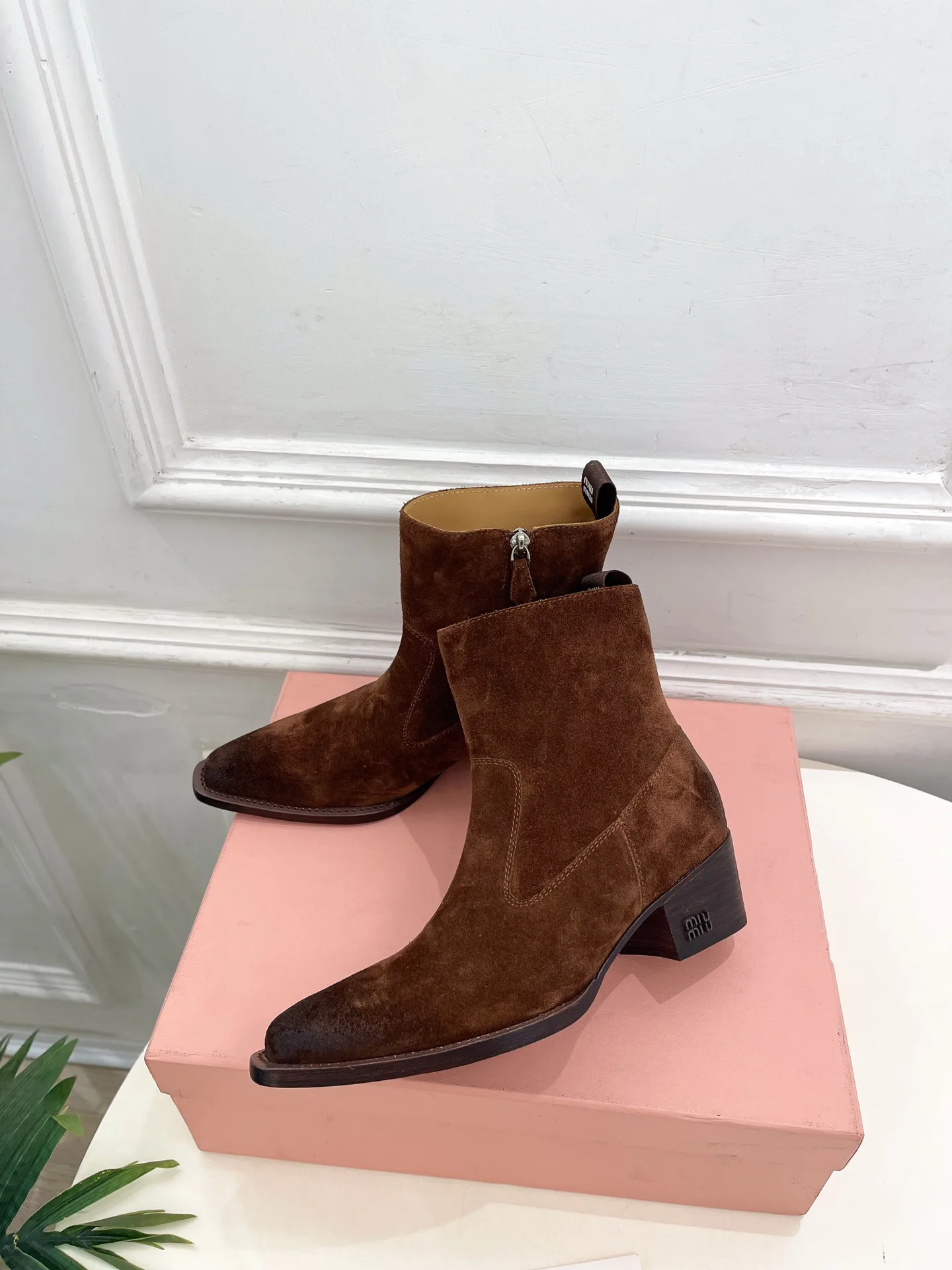 Women's Booties MIU MIU 18143154