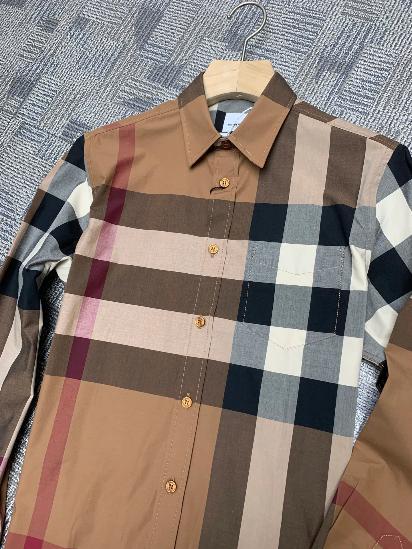 Men's Shirts BURBERRY 17967413