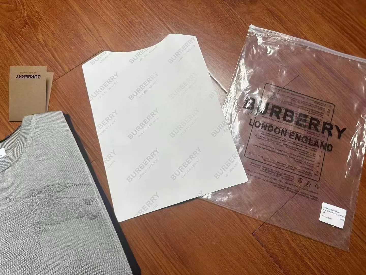 Men's Jumpers And Sweaters BURBERRY 18215801
