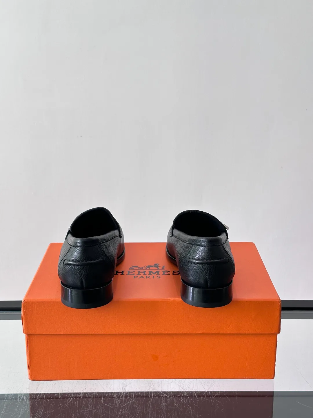 Men's Loafers And Dress Shoes HERMES 18102861