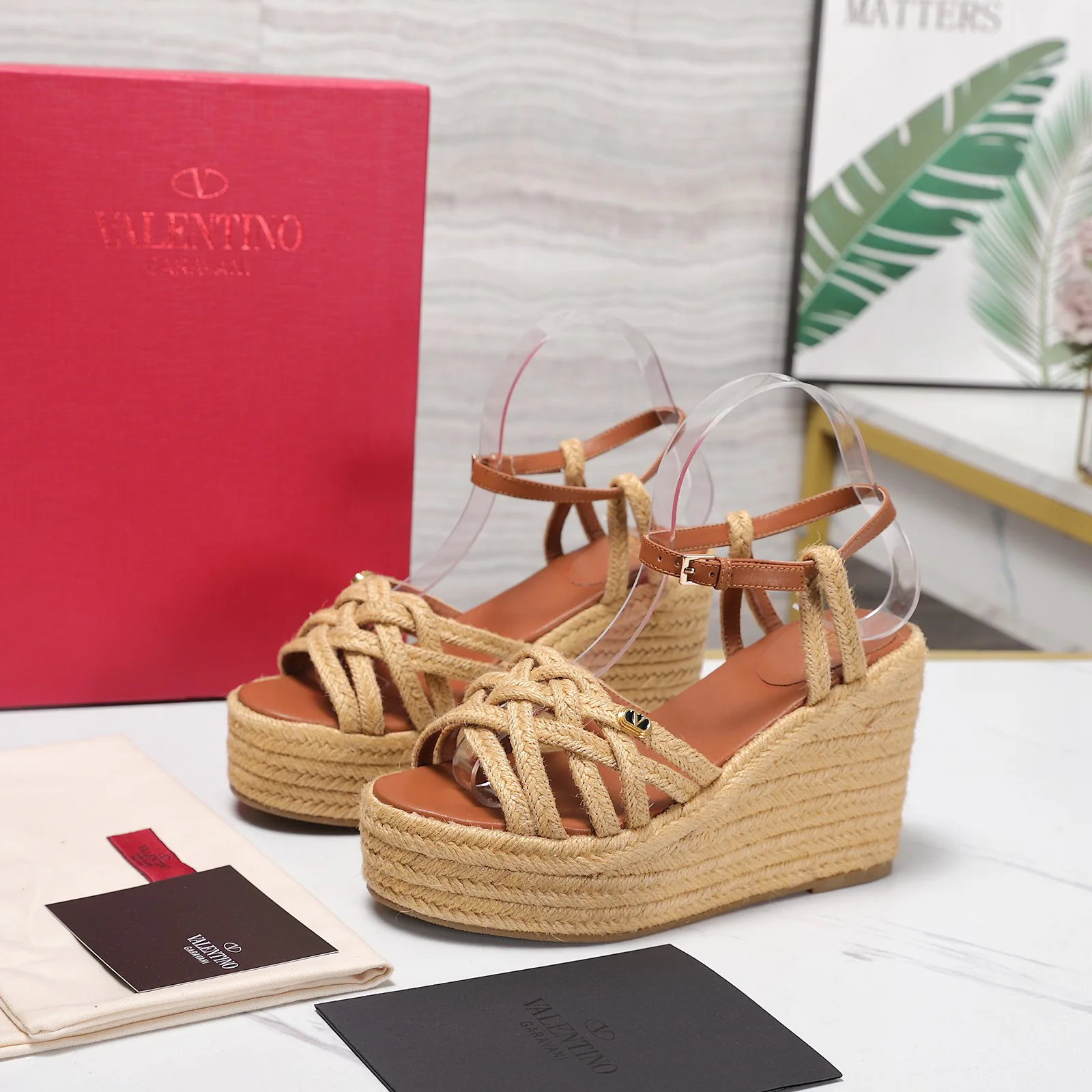 Women's Open-Toe Sandals VALENTINO 18346926