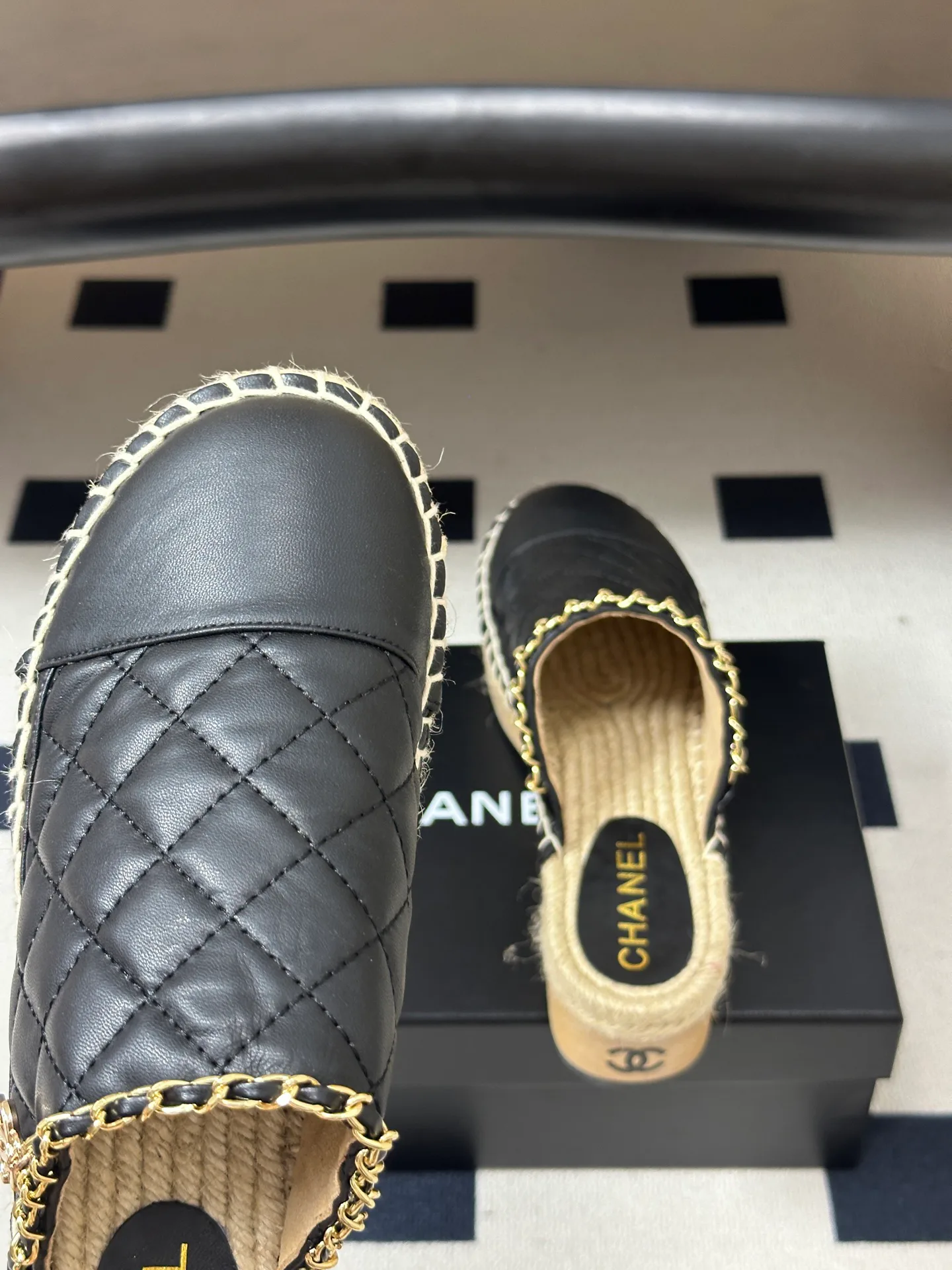 Women's Mules And Clogs CHANEL 17095144