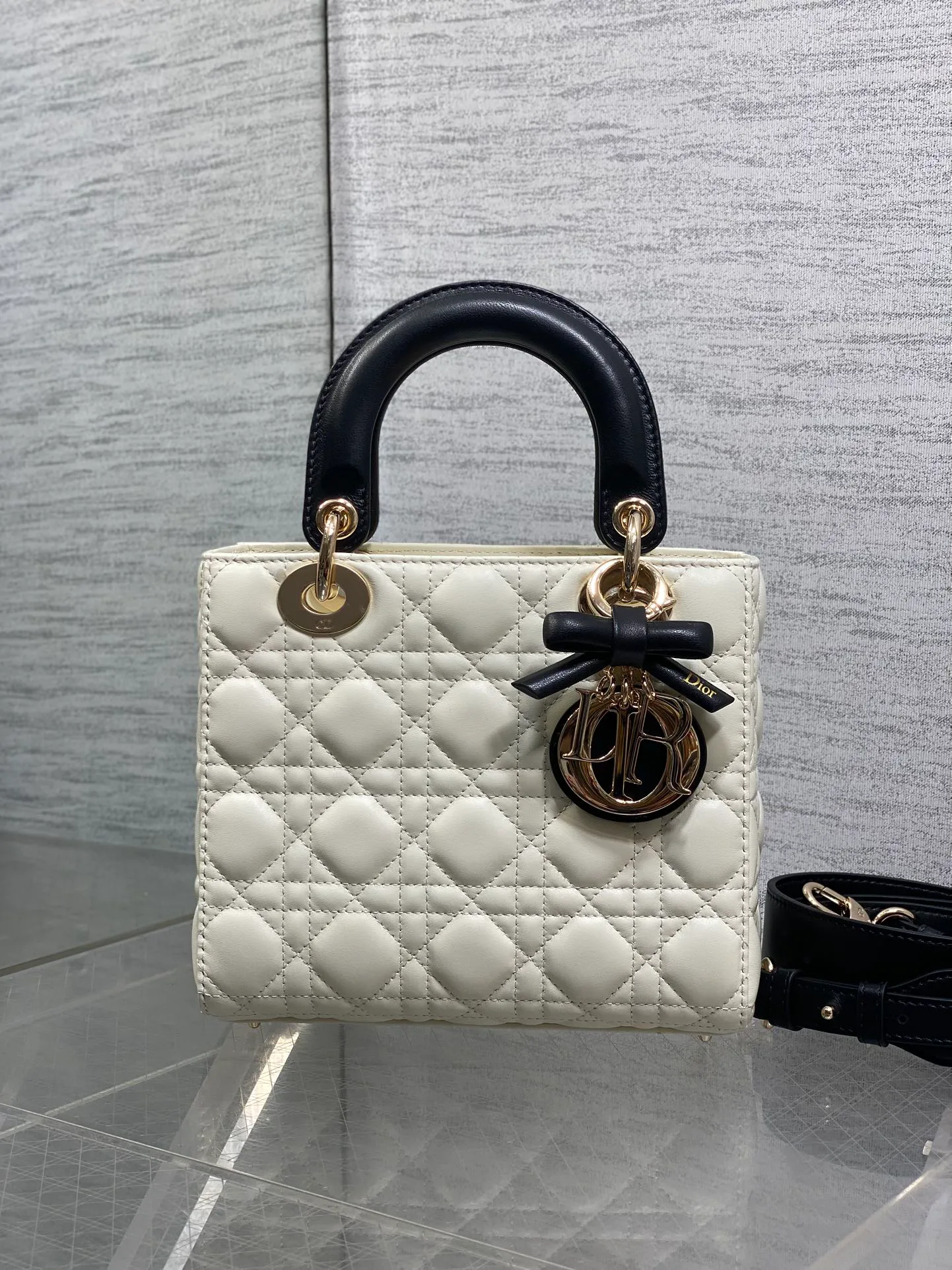 Women's Classic Handbags CHRISTIAN DIOR 18392926