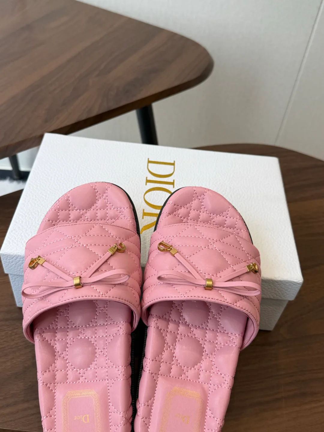 Шлепанцы Женские Christian Dior 18687736
