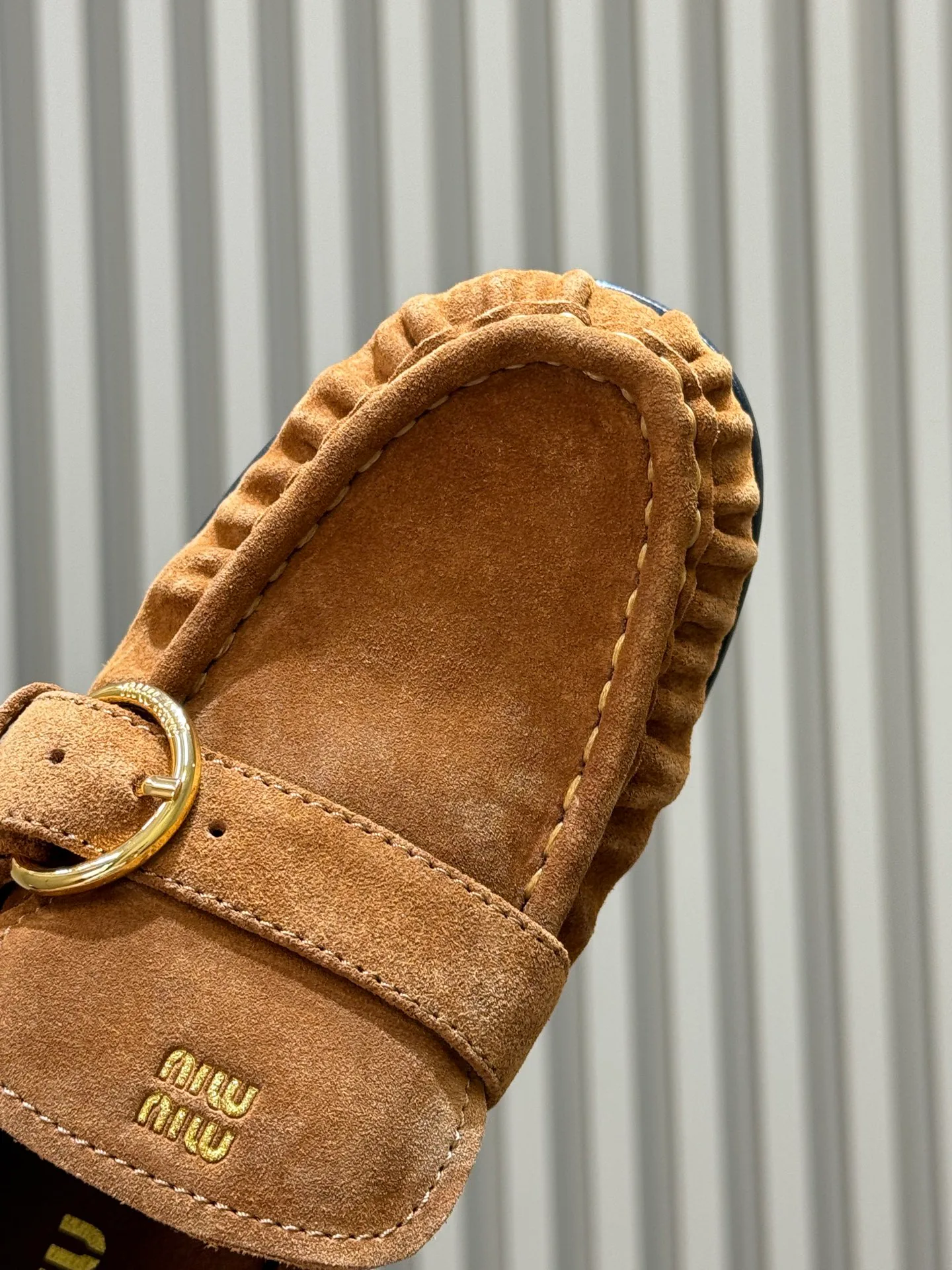 Women's Loafers And Moccasins MIU MIU 18072905