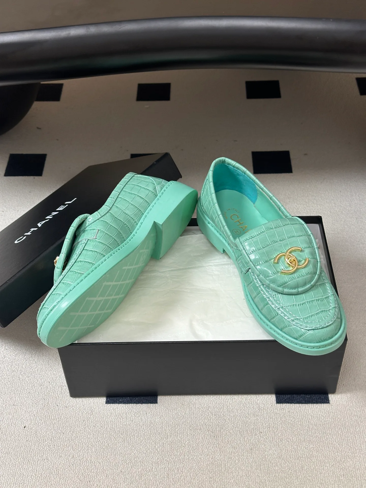 Women's Loafers And Moccasins CHANEL 18543423