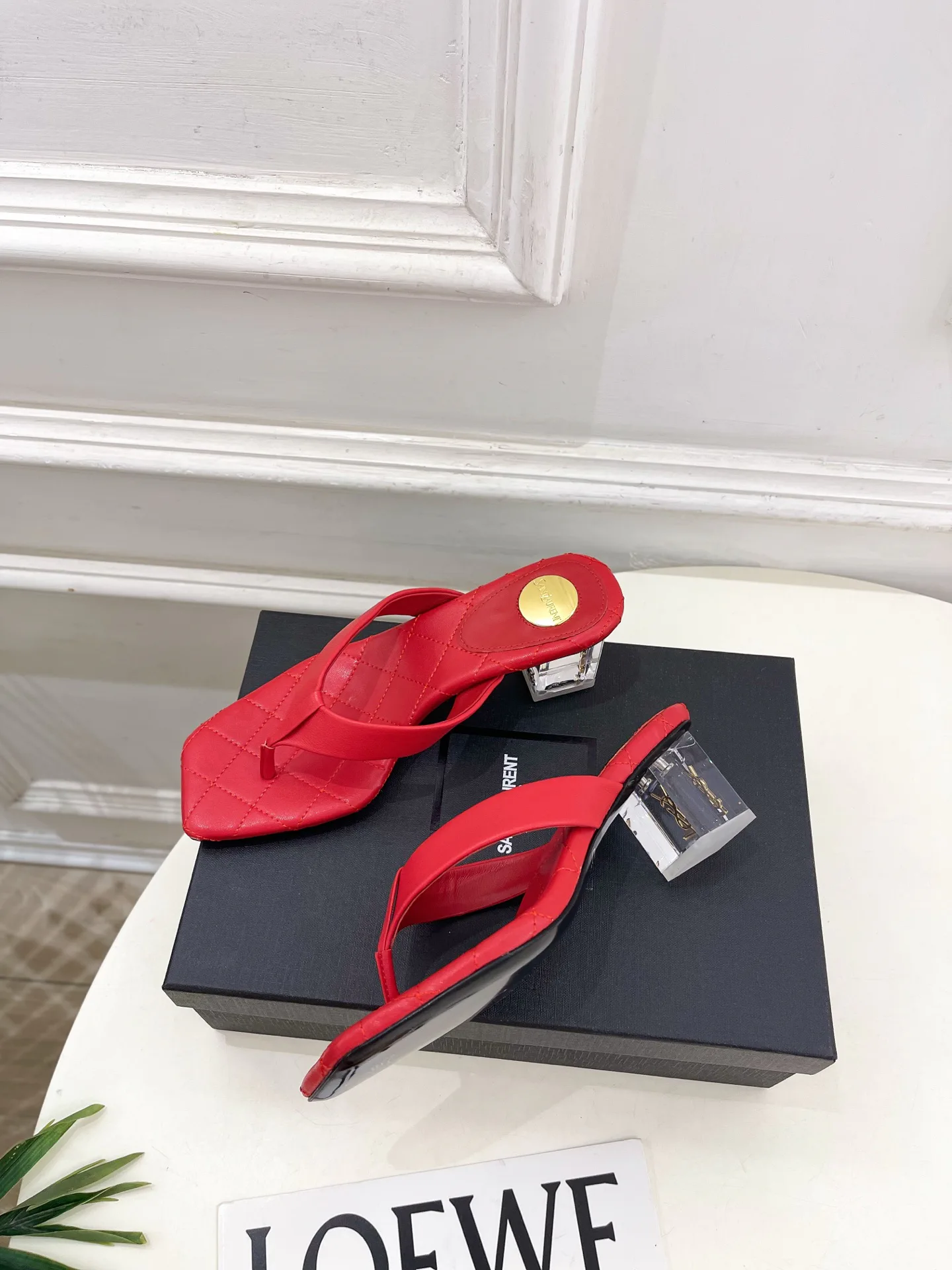 Women's Flip-Flops SAINT LAURENT 17506892