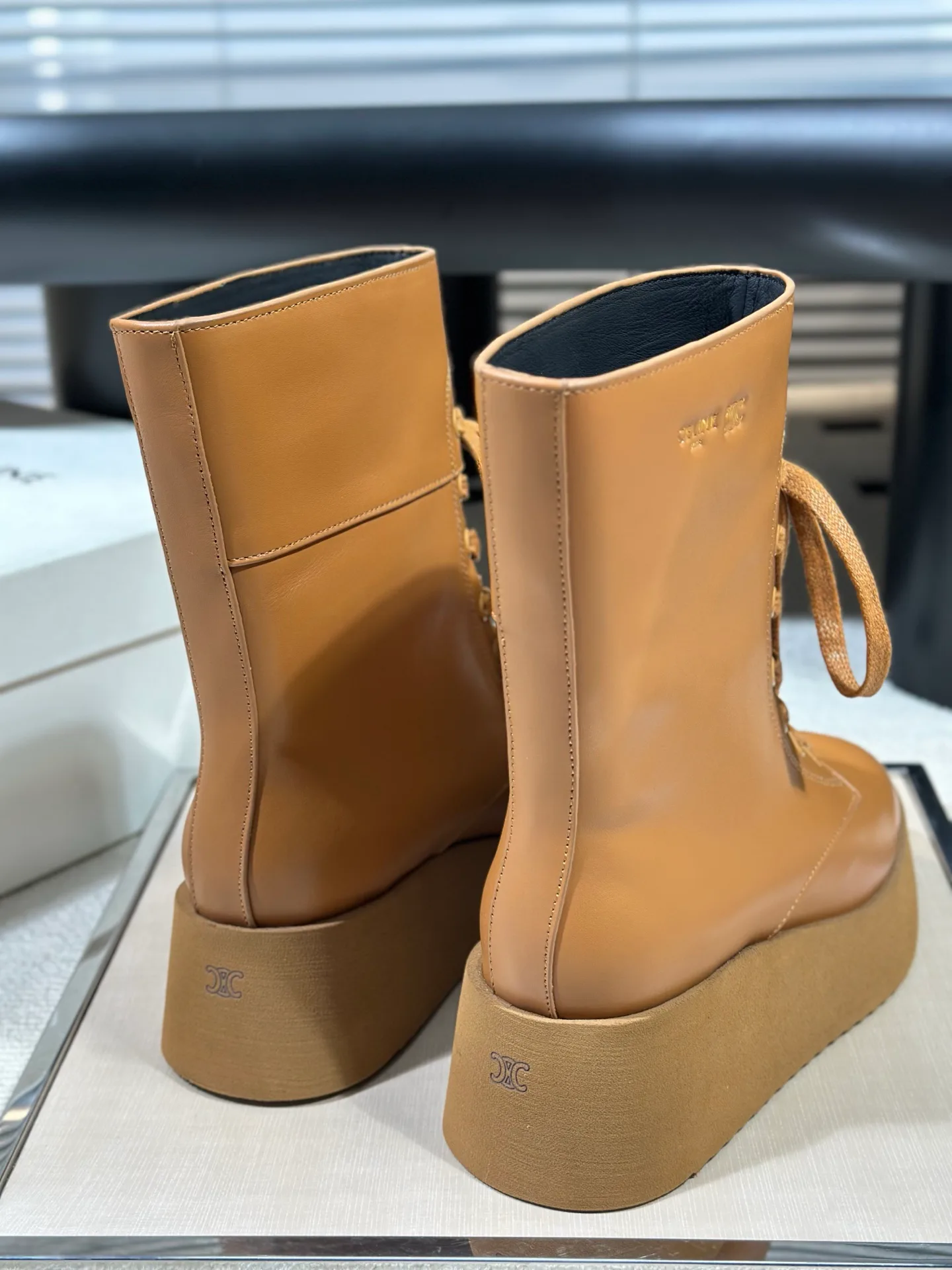 Women's Ankle Boots CELINE 18041690
