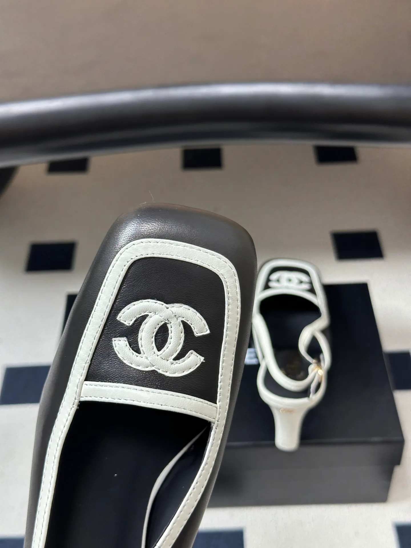 Women's Open-Toe Sandals CHANEL 18041926
