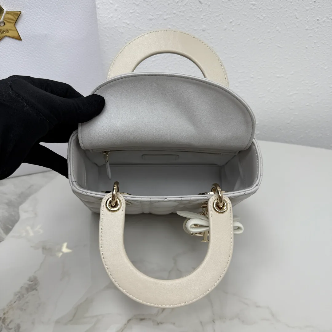 Women's Classic Handbags CHRISTIAN DIOR 17601417
