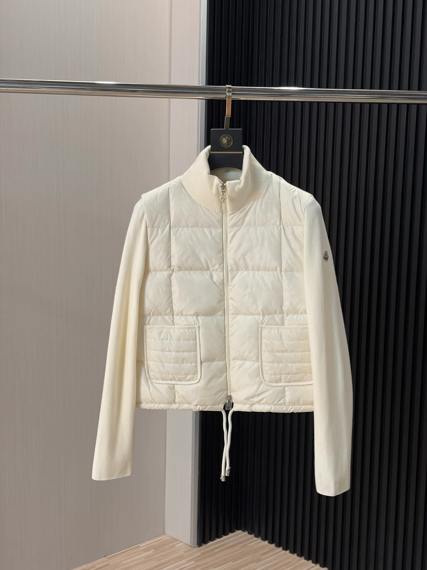 Куртки И Пуховики Мужские Moncler 18634491