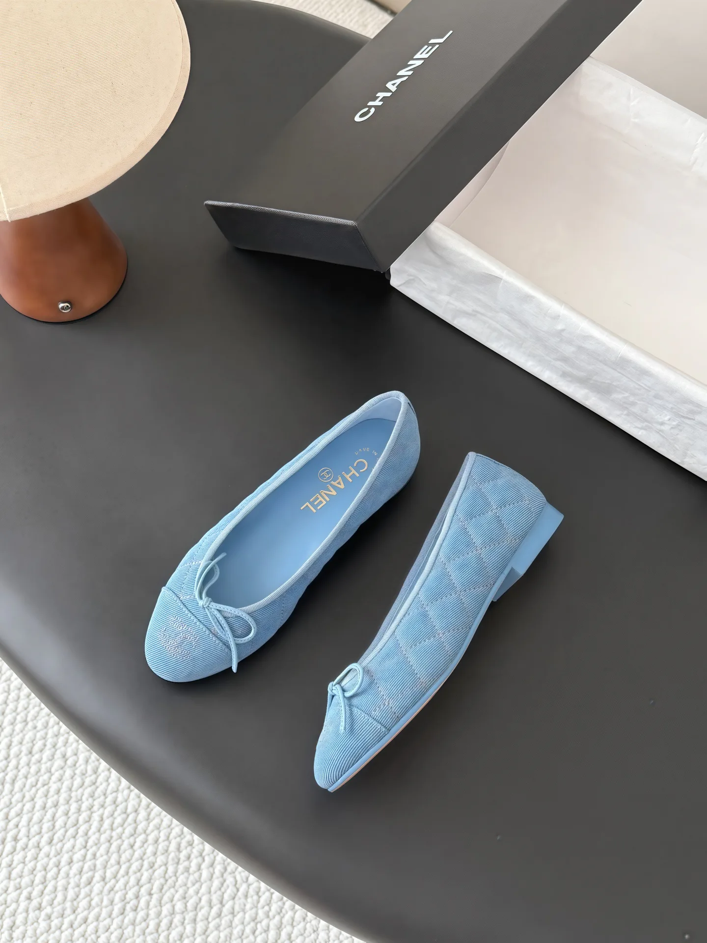 Women's Ballet Flats CHANEL 18083672
