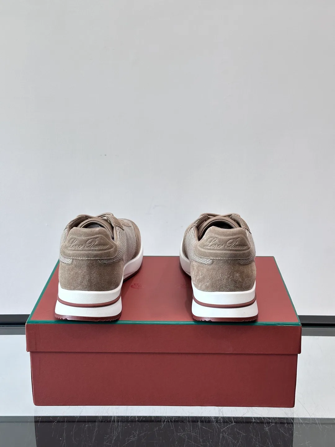 Men's Sneakers LORO PIANA 17730624