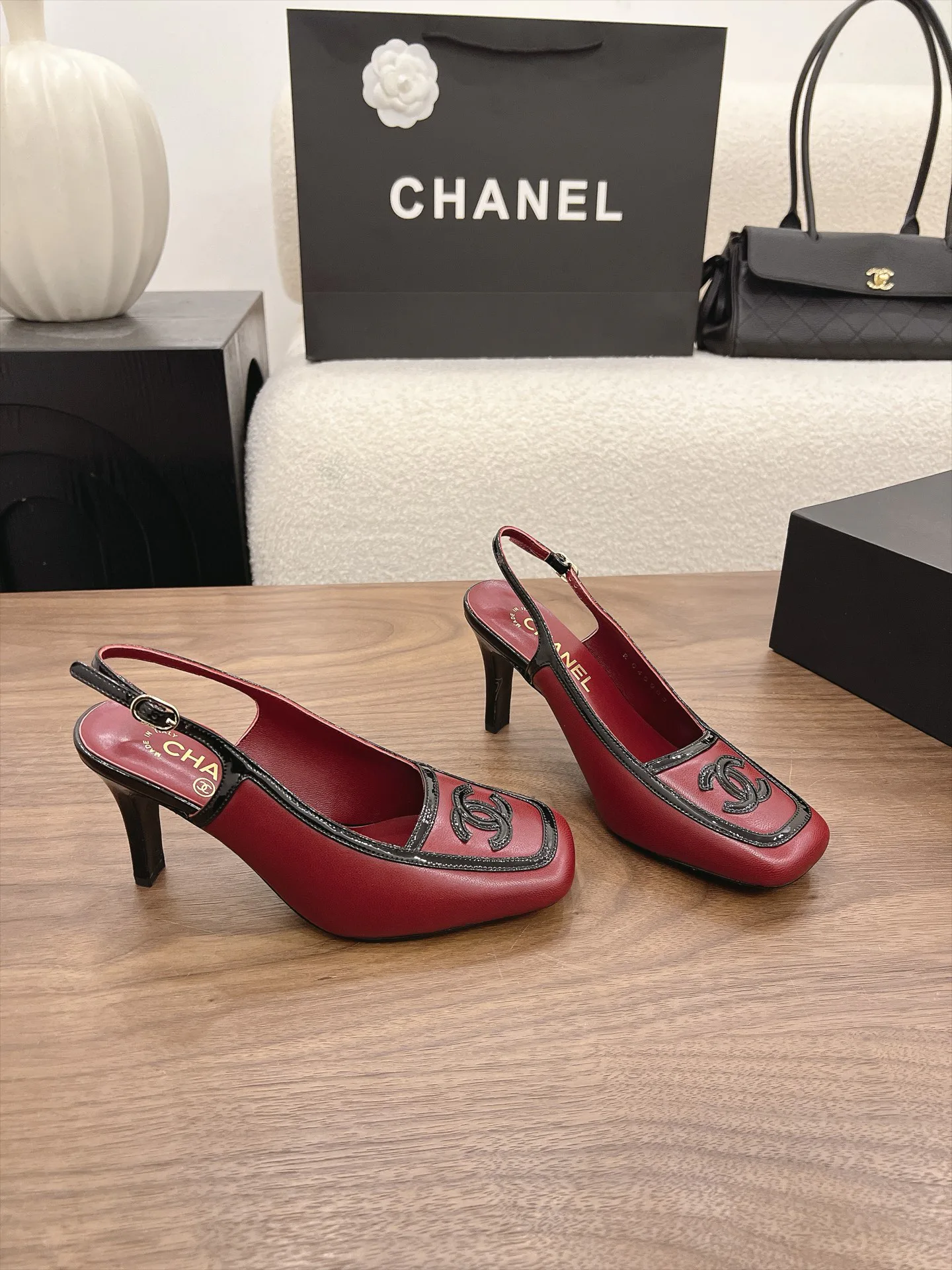 Women's Heels CHANEL 17815425