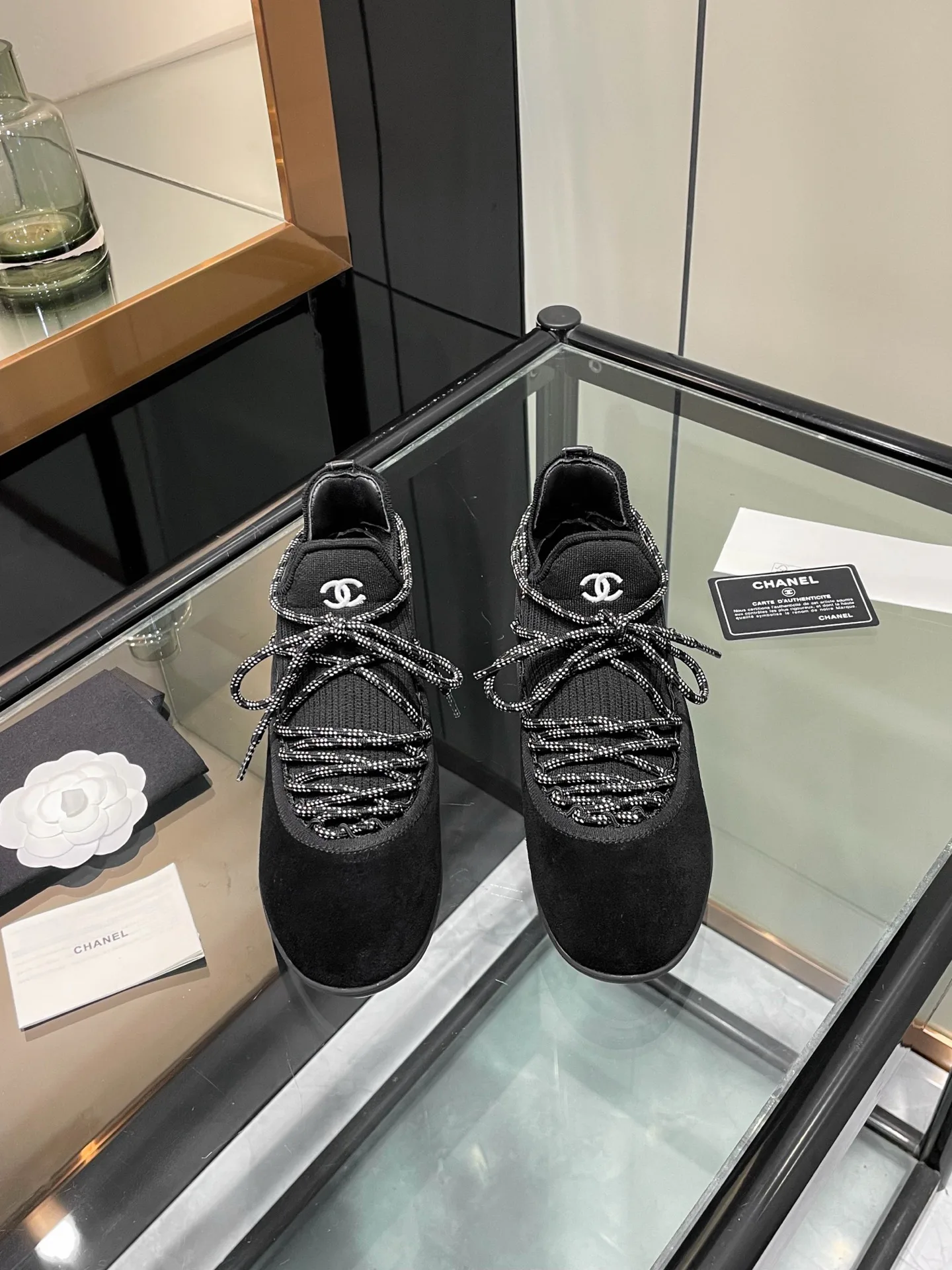 Women's Sneakers CHANEL 17934445