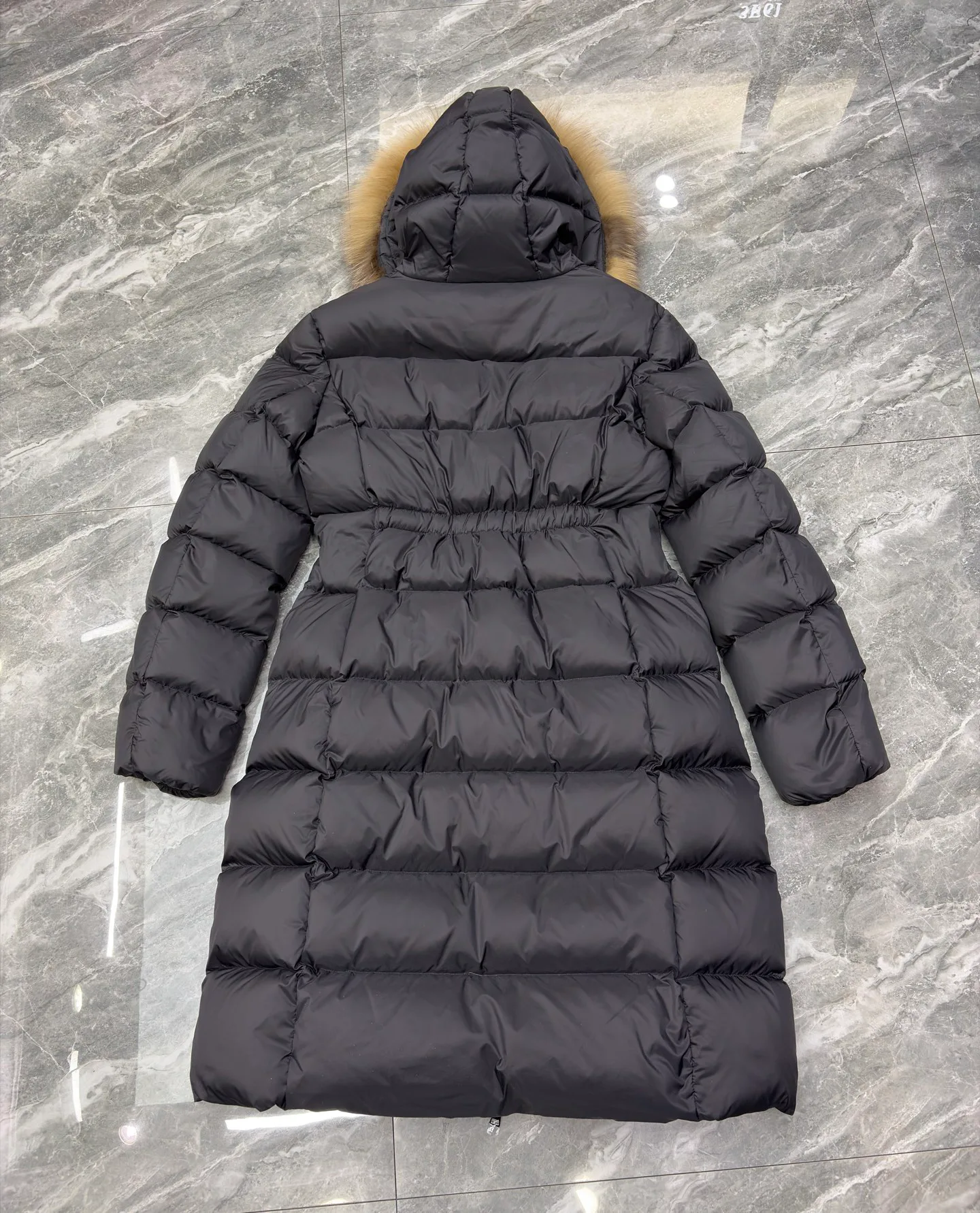 Women's Jackets And Down Jackets MONCLER 17801589