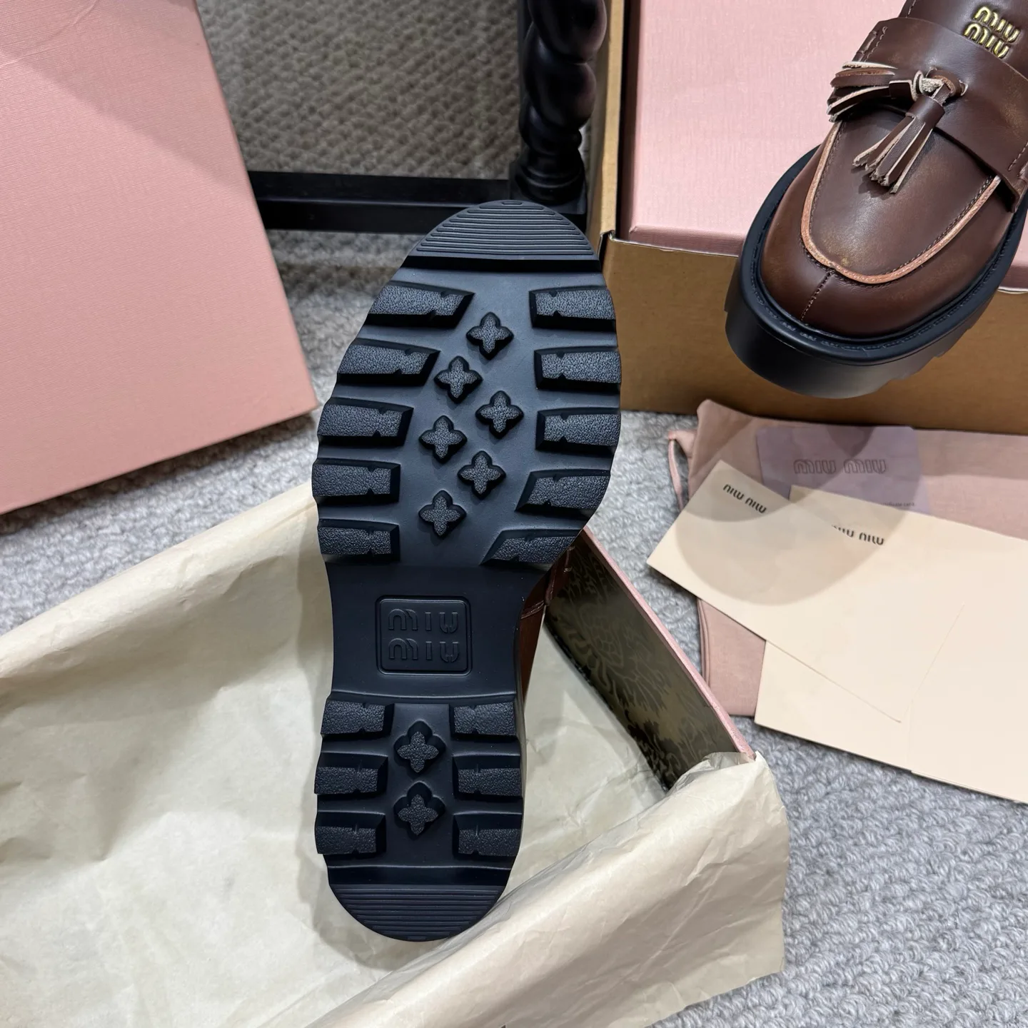 Women's Loafers And Moccasins MIU MIU 18337062