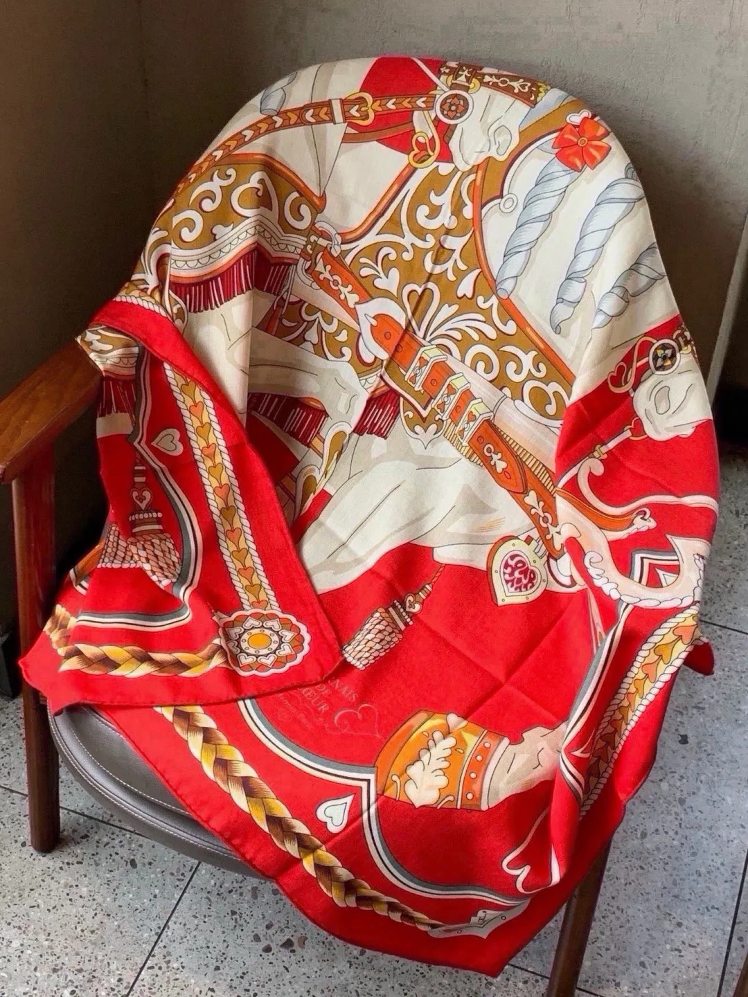 Silk Scarves HERMES 18222556
