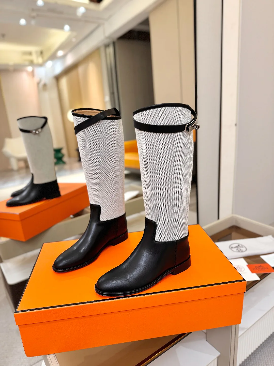 Women's Boots HERMES 18521321