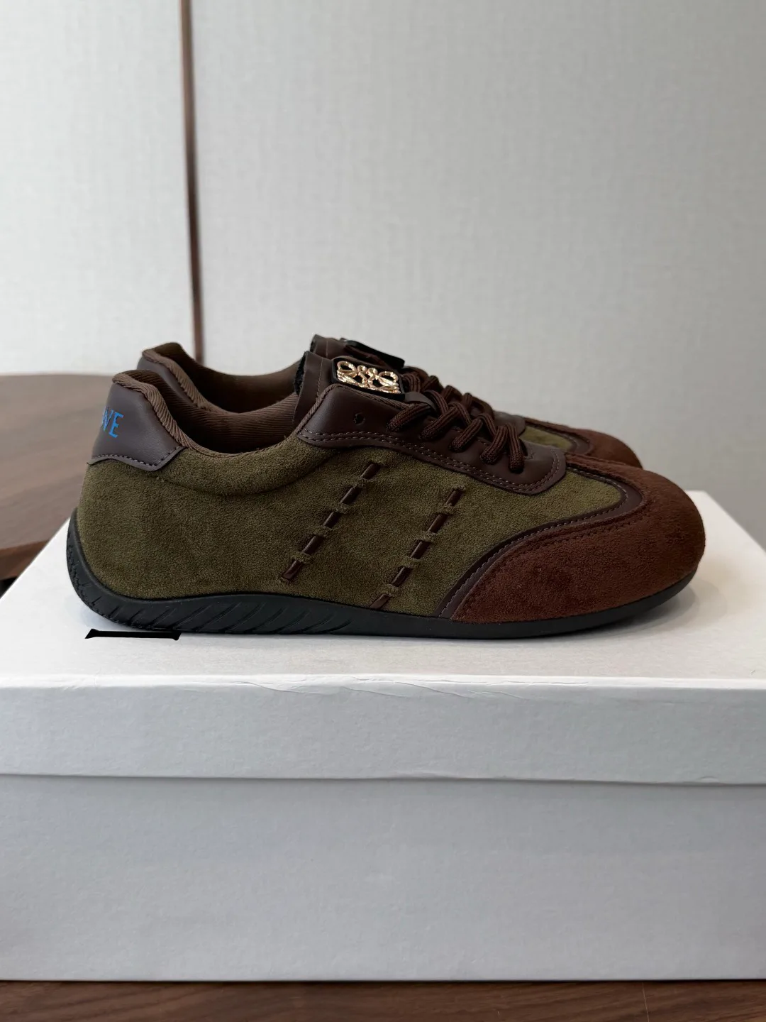 Women's Sneakers LOEWE 17890251