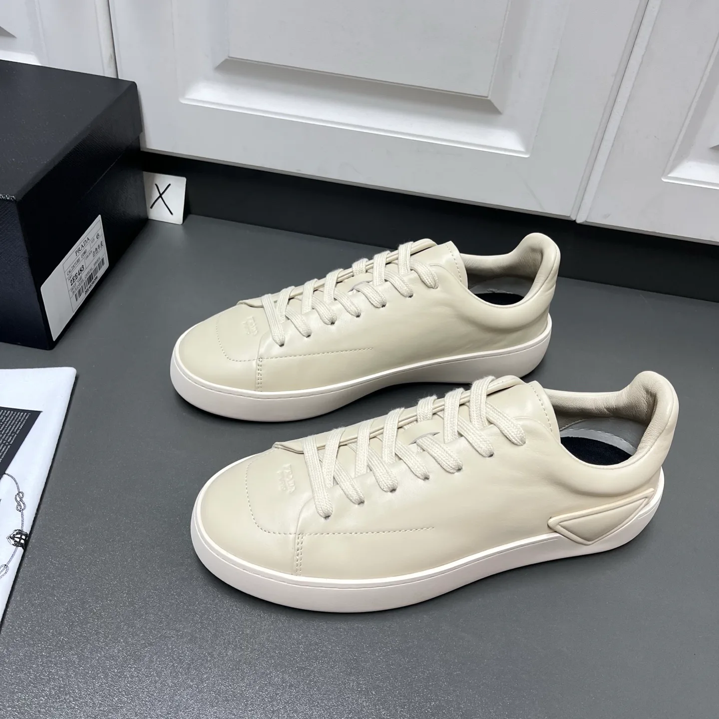Men's Sneakers PRADA 16940097