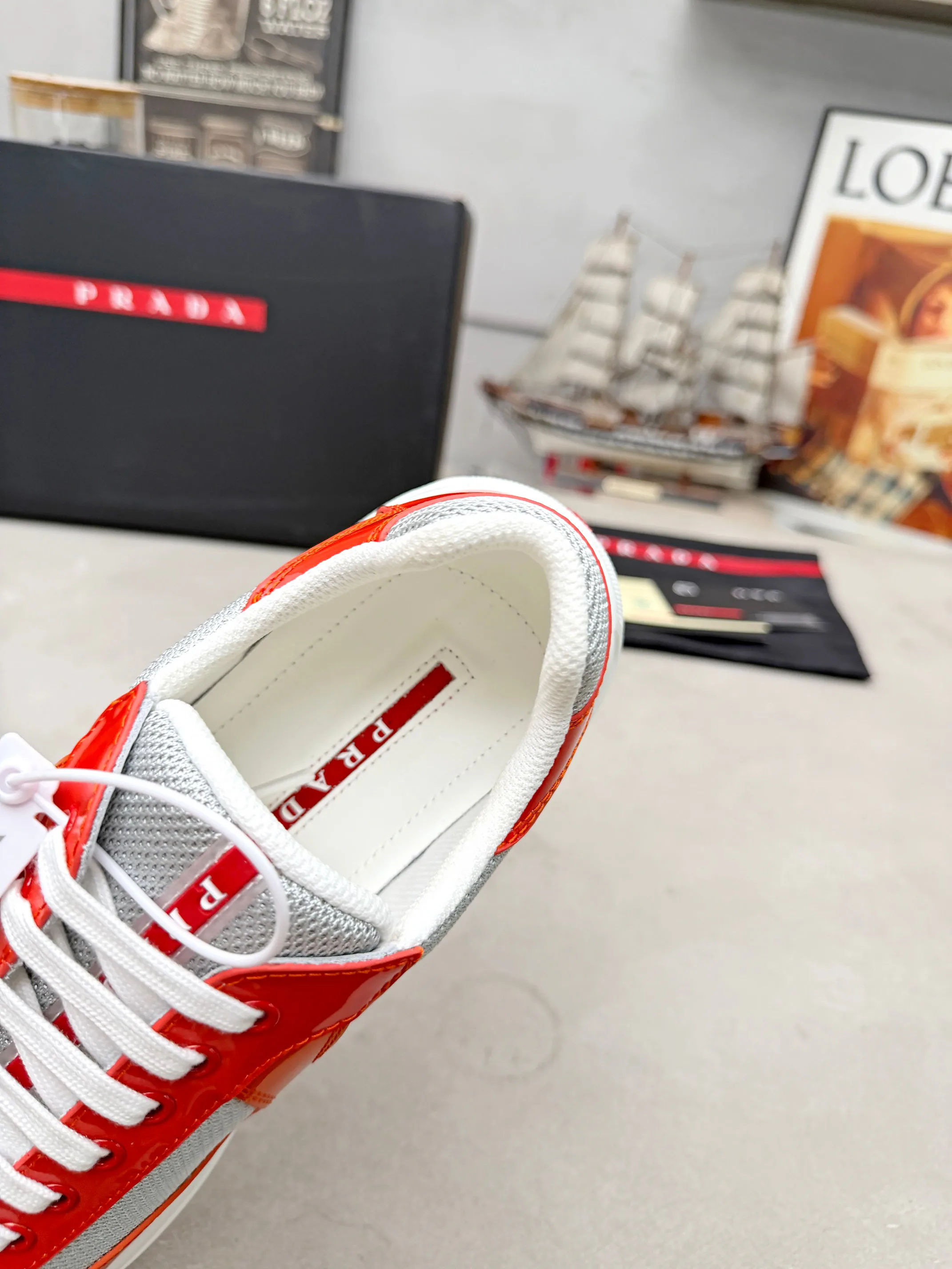 Women's Sneakers PRADA 17704072