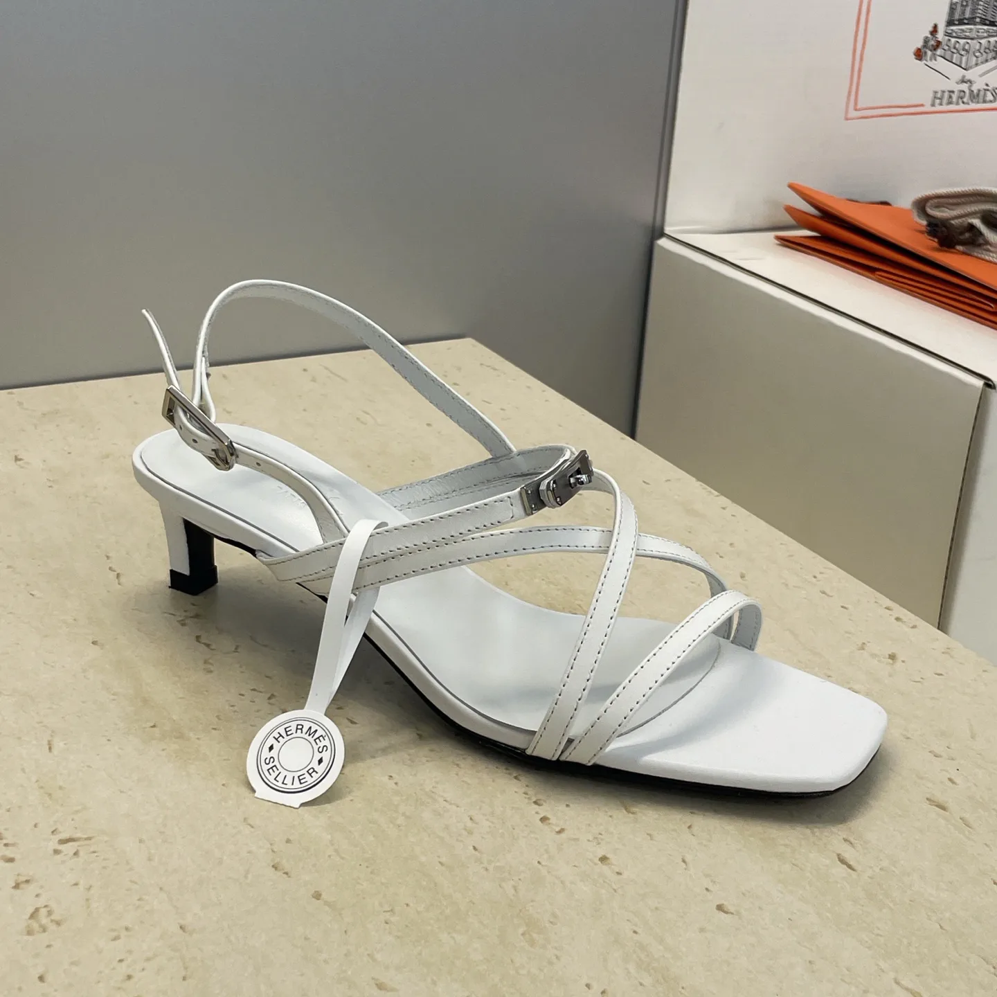Women's Open-Toe Sandals HERMES 18120781