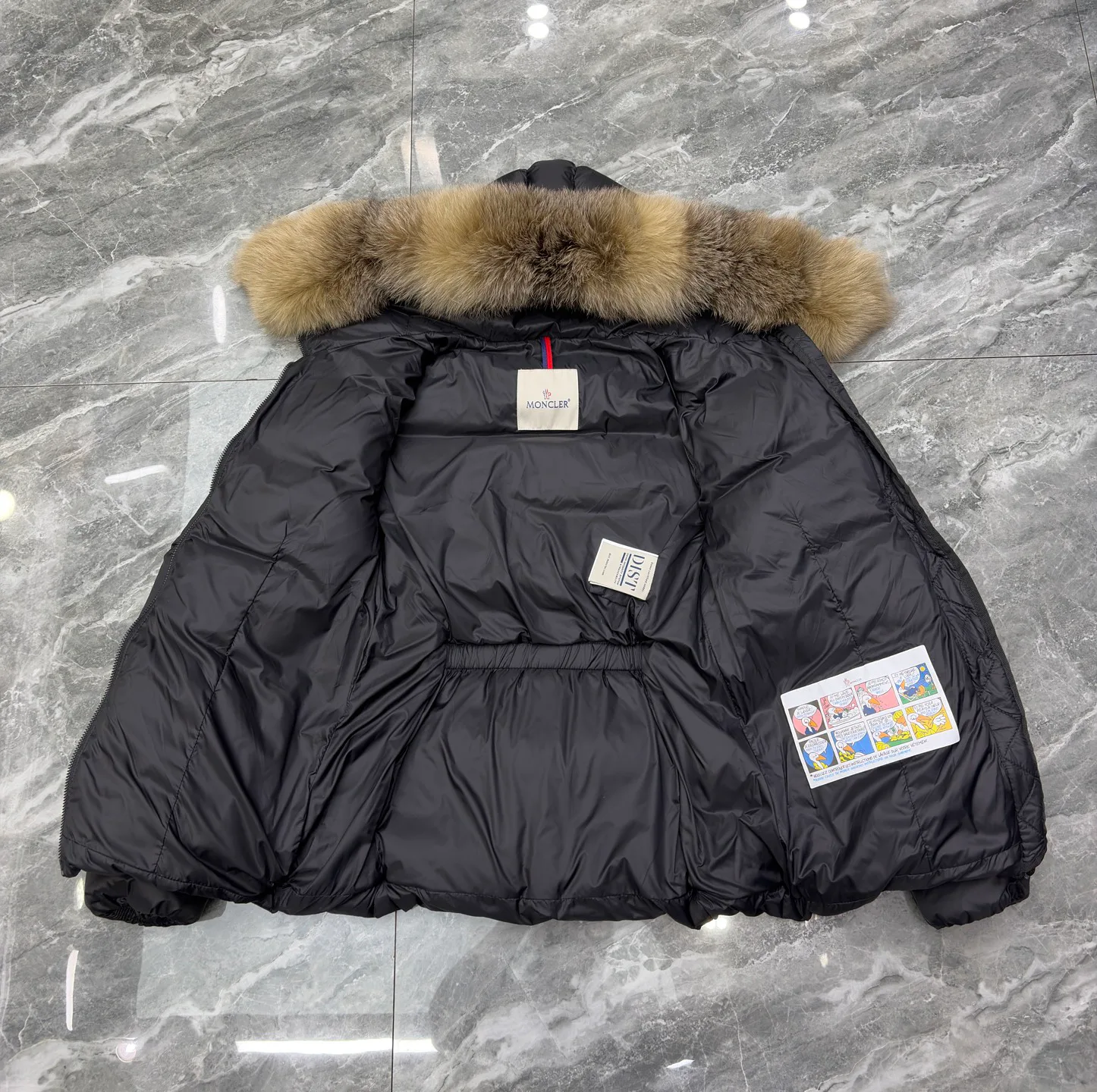 Women's Jackets And Down Jackets MONCLER 17801593