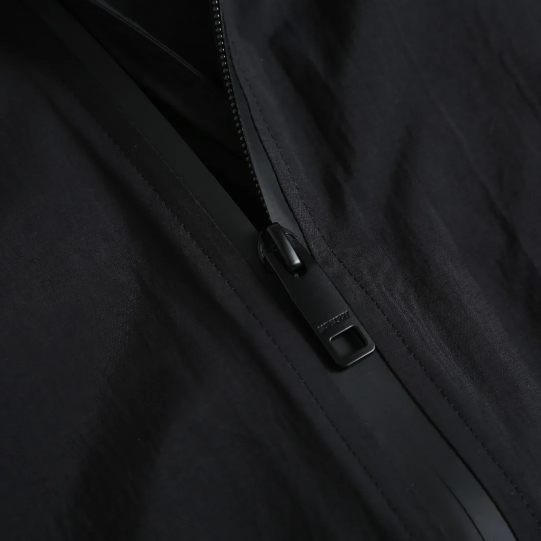 Men's Jackets And Down Jackets BURBERRY 18139852