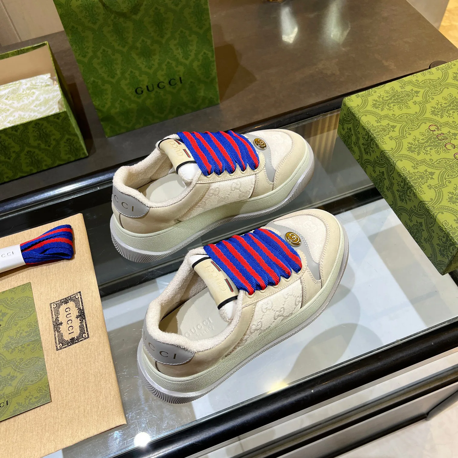Women's Sneakers GUCCI 17955441